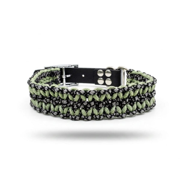 Collier Bastien vert et noir moucheté